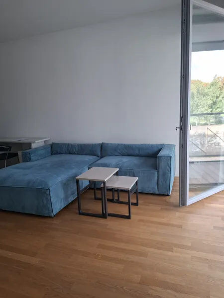 ausgestatte 2 Zimmer Wohnung mit Balkon — photo 1
